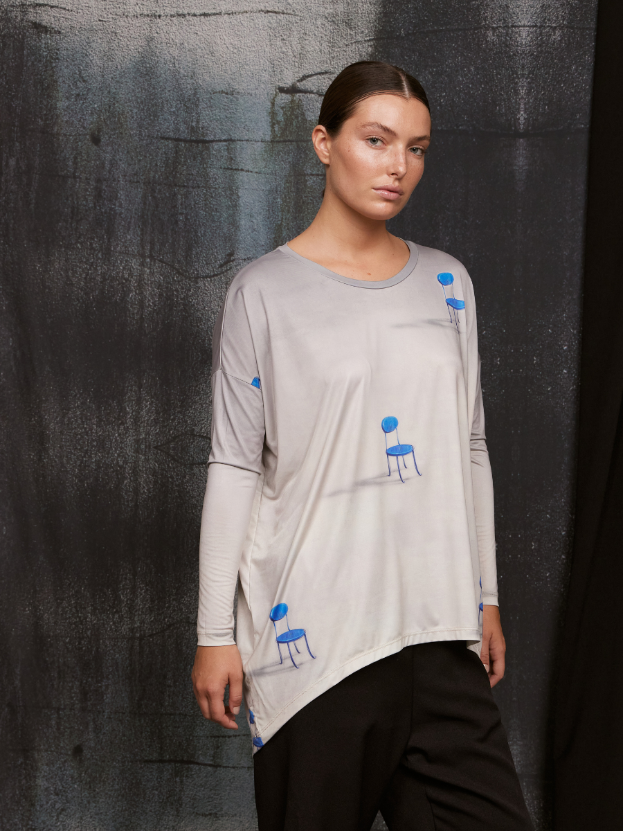 Oversized T-Shirt - Chair