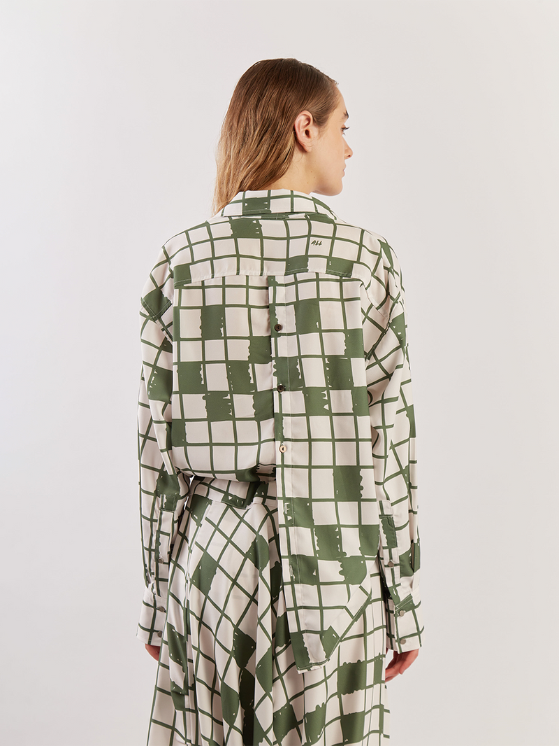BLOUSE WITH BACK BUTTONS - GREEN CHECK
